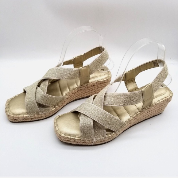 New w/o Box- Me To Women Casey Strappy Espadrille Sandals Size 9M - Picture 1 of 7